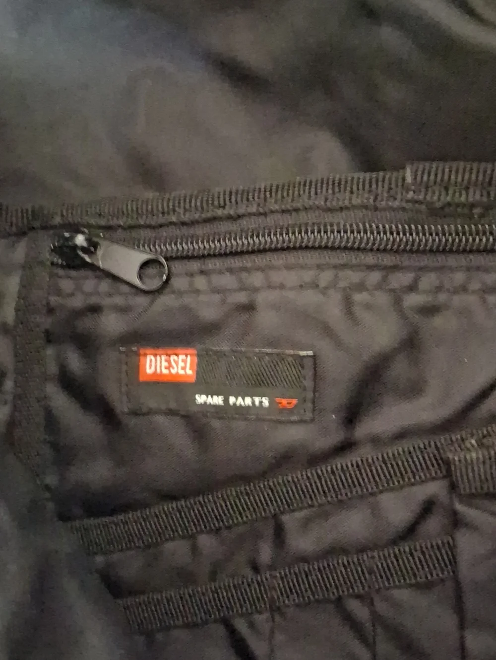 Diesel shoulder everyday padded